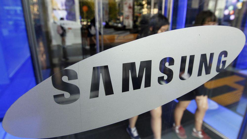 Samsung gikk forbi Apple som den største leverandøren av smarttelefoner i tredje kvartal. Nå tror en sørkoreansk analytiker at de to selskapene kan begynne å slutte fred i patentkrigen.