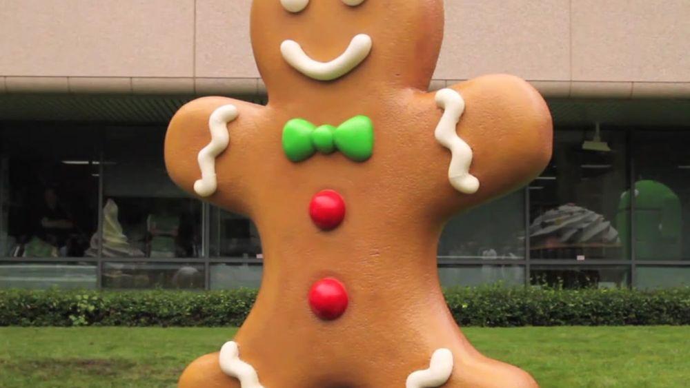 Statuen for Gingerbread-utgaven av Android har kommet på plass hos Google.