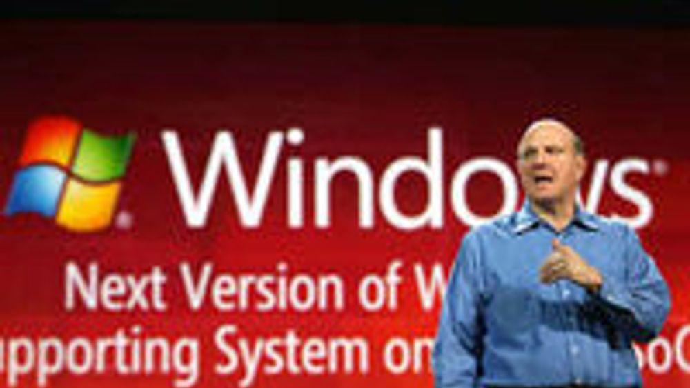 Steve Ballmer kunngjør at neste versjon av Windows vil støtte SoC-er basert på blant annet ARM-arkitekturen.